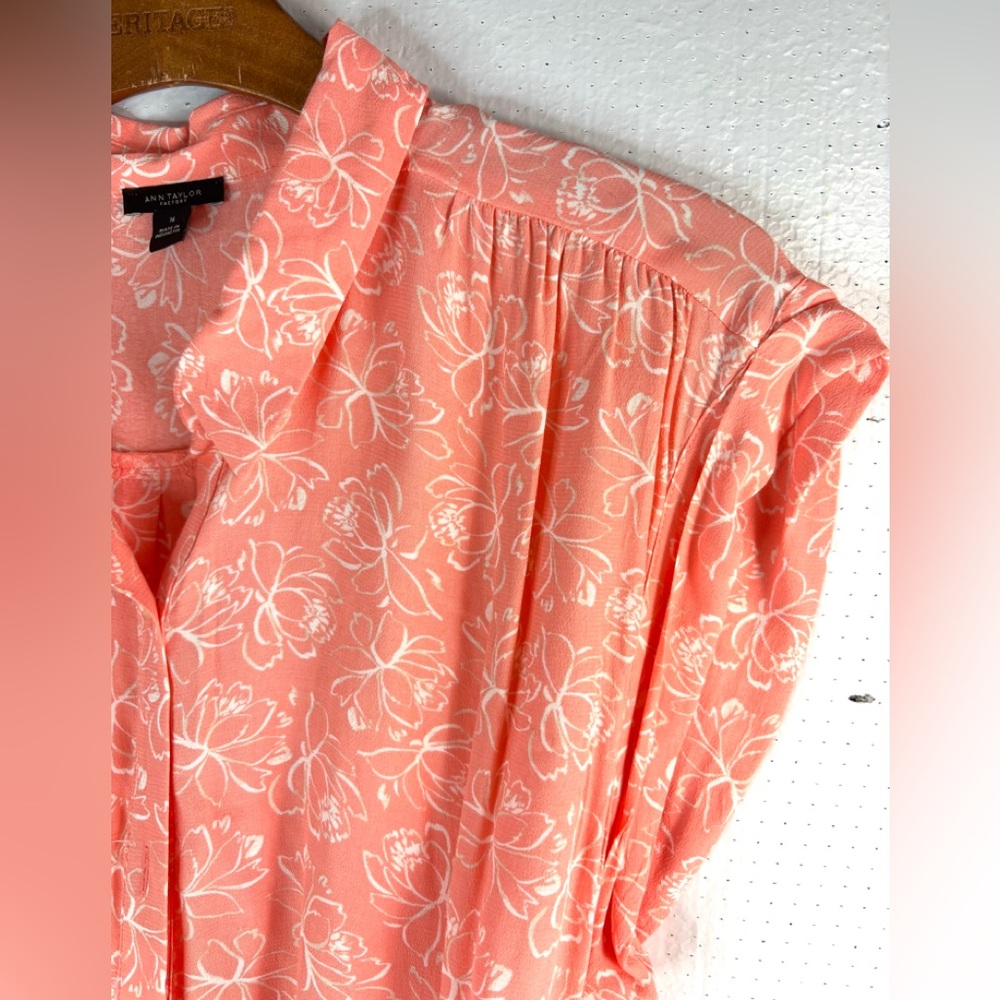 Ann Taylor Factory 16 Bright Peach Floral Sketch Belted Button Down Midi Dress - Picture 5 of 9